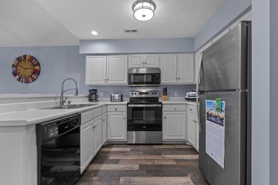 Gorgeous three bedroom, two bathroom condo on the top level with on True Blue Plantation in South Carolina - for sale on GolfHomes.com, golf home, golf lot