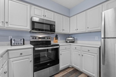 Gorgeous three bedroom, two bathroom condo on the top level with on True Blue Plantation in South Carolina - for sale on GolfHomes.com, golf home, golf lot