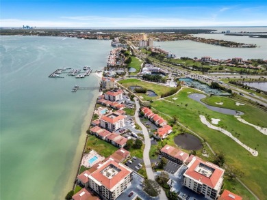 Rare Townhome-Style Condo on Isla Del Sol!
Living on a golf on Isla Del Sol Yacht and Country Club in Florida - for sale on GolfHomes.com, golf home, golf lot