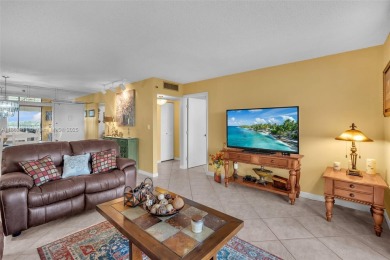 Location!! *** HOA has reserves *** Conventional & Cash offers on Pembroke Lakes Golf Club in Florida - for sale on GolfHomes.com, golf home, golf lot