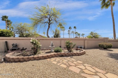 WELCOME TO THIS LOVELY WELL MAINTAINED HOME IN WESTBROOKE on Westbrook Village / Vista Golf Course in Arizona - for sale on GolfHomes.com, golf home, golf lot