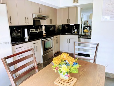 ?In the heart of Aventura, this two story townhome *treehouse* on Turnberry Isle Resort and Club in Florida - for sale on GolfHomes.com, golf home, golf lot