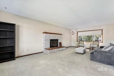 This classic split-level home offers plenty of space and on Indian Lakes Golf Course in Idaho - for sale on GolfHomes.com, golf home, golf lot