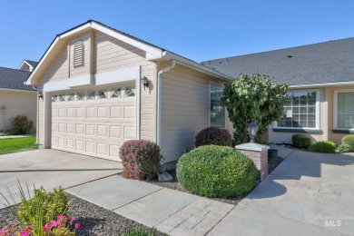 Relax in this little dream home while the HOA takes care of on Lakeview Golf Club in Idaho - for sale on GolfHomes.com, golf home, golf lot