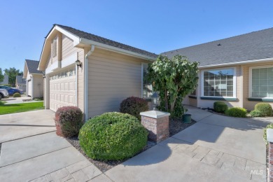 Relax in this little dream home while the HOA takes care of on Lakeview Golf Club in Idaho - for sale on GolfHomes.com, golf home, golf lot