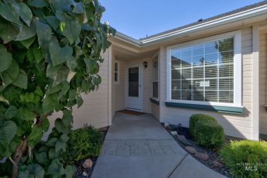 Relax in this little dream home while the HOA takes care of on Lakeview Golf Club in Idaho - for sale on GolfHomes.com, golf home, golf lot