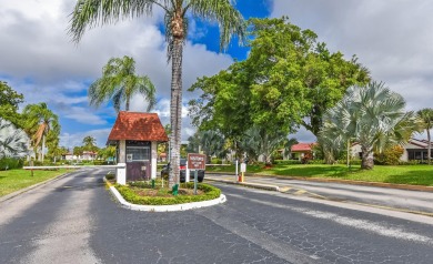 Welcome home to your 2/2 in a serene country club setting. Move on Boca Lago Golf and Country Club in Florida - for sale on GolfHomes.com, golf home, golf lot