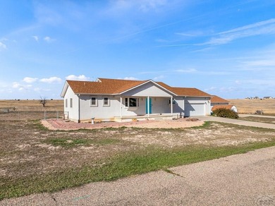 Fabulous location, location, location across from Hollydot Golf on Hollydot Golf Course in Colorado - for sale on GolfHomes.com, golf home, golf lot