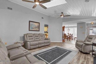 Welcome to 108 Bay Tree Circle, Hampstead, NC! This charming on Belvedere Country Club in North Carolina - for sale on GolfHomes.com, golf home, golf lot