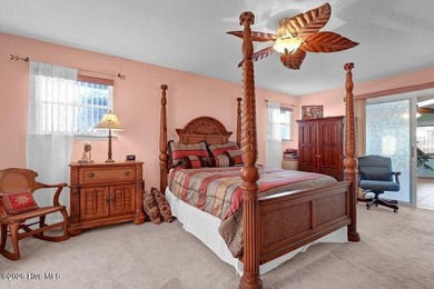 Welcome to 108 Bay Tree Circle, Hampstead, NC! This charming on Belvedere Country Club in North Carolina - for sale on GolfHomes.com, golf home, golf lot