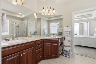 Beautiful maintained Walden floorplan with 2 bedrooms and a on Frisco Lakes Golf Course in Texas - for sale on GolfHomes.com, golf home, golf lot