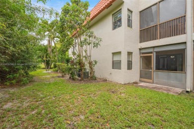 Immaculate, spacious  bright 2+/2 with extra room for use as 3rd on Woodmont Country Club in Florida - for sale on GolfHomes.com, golf home, golf lot
