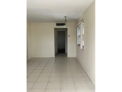 1 bedroom 1 1/2 condo with garden view, brand new microwave and on Kings Point Golf -Flanders Way in Florida - for sale on GolfHomes.com, golf home, golf lot