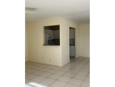 1 bedroom 1 1/2 condo with garden view, brand new microwave and on Kings Point Golf -Flanders Way in Florida - for sale on GolfHomes.com, golf home, golf lot