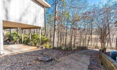 Lots of square footage for the money! West end home near on DeSoto Golf Course in Arkansas - for sale on GolfHomes.com, golf home, golf lot