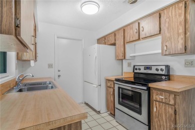 VERY CLEAN & MOVE IN CONDITION! One Or More Photo(s) Are on Brentwood Farms Golf Club in Florida - for sale on GolfHomes.com, golf home, golf lot