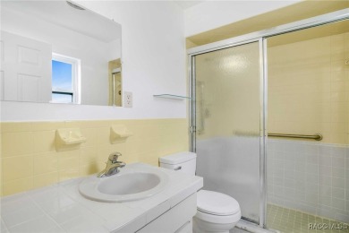 VERY CLEAN & MOVE IN CONDITION! One Or More Photo(s) Are on Brentwood Farms Golf Club in Florida - for sale on GolfHomes.com, golf home, golf lot