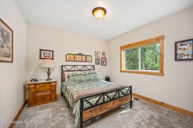 Modern Craftsman-style home offering 1,993 sq ft of single-level on Stoneridge Golf Club in Idaho - for sale on GolfHomes.com, golf home, golf lot