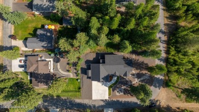 Modern Craftsman-style home offering 1,993 sq ft of single-level on Stoneridge Golf Club in Idaho - for sale on GolfHomes.com, golf home, golf lot
