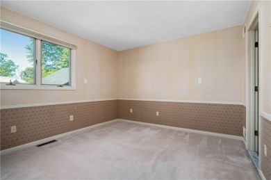 Be close to your golf game....!!  This Louisquisset Townhouse is on Louisquisset Golf Club in Rhode Island - for sale on GolfHomes.com, golf home, golf lot