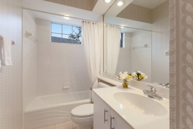 UNIVERSITY PARK IS THE MOST BEAUTIFUL COUNTRY CLUB COMMUNITY IN on University Park Country Club in Florida - for sale on GolfHomes.com, golf home, golf lot