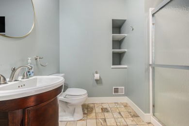 This stunning 5 bed, 4 bath home is ready for new owners! This on Lynx Golf Course in Michigan - for sale on GolfHomes.com, golf home, golf lot