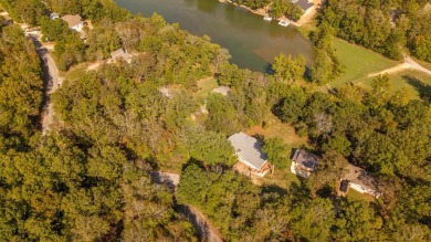 Lakefront Lot in Cherokee Village, ArkansasDon't miss this on Cherokee Village North Course in Arkansas - for sale on GolfHomes.com, golf home, golf lot