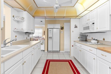 BACK ON MARKET - CASH ONLY! Roof age requires cash purchase on Leisureville Community Golf Course in Florida - for sale on GolfHomes.com, golf home, golf lot