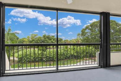 Lowest 2 BDRM in the GLENS!! Desirable 3rd floor location on The Country Club At Boca Raton in Florida - for sale on GolfHomes.com, golf home, golf lot