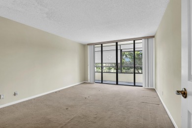 Lowest 2 BDRM in the GLENS!! Desirable 3rd floor location on The Country Club At Boca Raton in Florida - for sale on GolfHomes.com, golf home, golf lot