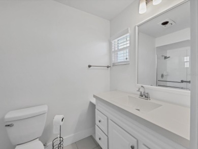 COMPLETELY UPDATED VILLA, LIGHT & BRIGHT, OPEN & AIRY TWO on Palm Aire Country Club of Sarasota in Florida - for sale on GolfHomes.com, golf home, golf lot
