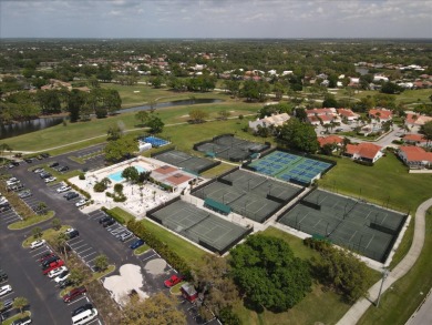 COMPLETELY UPDATED VILLA, LIGHT & BRIGHT, OPEN & AIRY TWO on Palm Aire Country Club of Sarasota in Florida - for sale on GolfHomes.com, golf home, golf lot