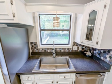Are you looking for a Move-in ready home in a great on Shadowmoss Plantation Golf Club in South Carolina - for sale on GolfHomes.com, golf home, golf lot