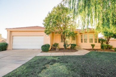 This unattached single family home has GREAT BONES!! From it's on St. George Golf Course in Utah - for sale on GolfHomes.com, golf home, golf lot