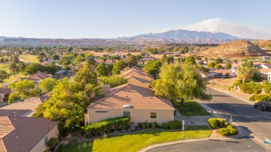 This unattached single family home has GREAT BONES!! From it's on St. George Golf Course in Utah - for sale on GolfHomes.com, golf home, golf lot