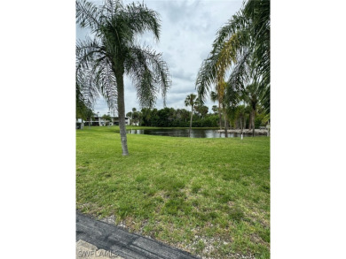 ATTENTION INVESTORS! This lovely 2nd floor, end-unit condo is on El Rio Golf Course and Club in Florida - for sale on GolfHomes.com, golf home, golf lot
