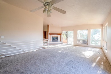This unattached single family home has GREAT BONES!! From it's on St. George Golf Course in Utah - for sale on GolfHomes.com, golf home, golf lot