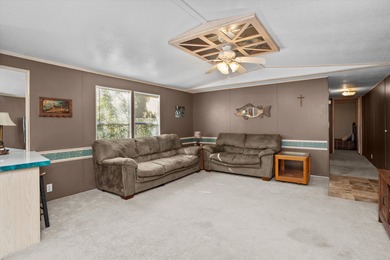 Discover the perfect getaway with this 3 bedroom, 2 bathroom on Rayburn Country Club in Texas - for sale on GolfHomes.com, golf home, golf lot