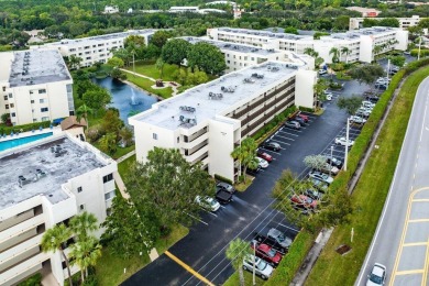 Gorgeous remodeled condo with Misses Clean living here! on Poinciana Golf Club in Florida - for sale on GolfHomes.com, golf home, golf lot