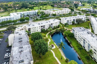 Gorgeous remodeled condo with Misses Clean living here! on Poinciana Golf Club in Florida - for sale on GolfHomes.com, golf home, golf lot