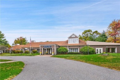 Immaculate One Level Guilford Unit in sought after Heritage on Somers Pointe Golf Club - West Hill in New York - for sale on GolfHomes.com, golf home, golf lot