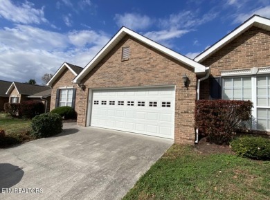 2BR/2BA ONE LEVEL (No Stairs)  Brick Ranch Condo by Whittle on Whittle Springs Golf Course in Tennessee - for sale on GolfHomes.com, golf home, golf lot