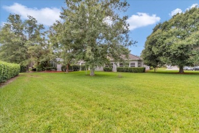 Welcome to the highly sought-after 55+ Kings Ridge golf on Kings Ridge Golf Club in Florida - for sale on GolfHomes.com, golf home, golf lot