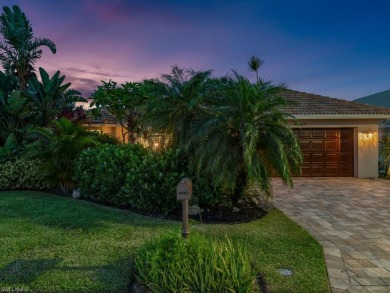 Welcome to your personal tropical retreat in the highly on Hunters Ridge Country Club in Florida - for sale on GolfHomes.com, golf home, golf lot