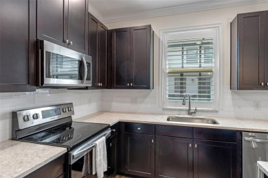 METICULOUSLY MAINTAINED 2 Bedroom, 2.5 Bath Townhome located in on Eagle Creek Golf Club in Florida - for sale on GolfHomes.com, golf home, golf lot