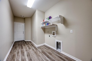 Beautifully maintained home located at 1501 Fairway Drive in on Woodlawn Country Club in Texas - for sale on GolfHomes.com, golf home, golf lot