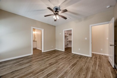 Beautifully maintained home located at 1501 Fairway Drive in on Woodlawn Country Club in Texas - for sale on GolfHomes.com, golf home, golf lot