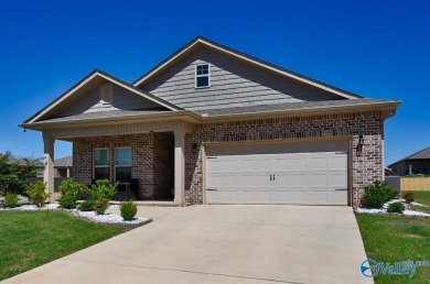 CORNER LOT! This 4 bedroom 3 bath home located in the beautiful on Canebrake Golf Club in Alabama - for sale on GolfHomes.com, golf home, golf lot