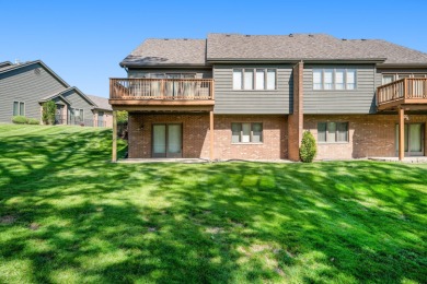 2 or 3 Bedroom, 3 Bath Ranch Townhome/Half Duplex in Desirable on Balmoral Woods Golf Club in Illinois - for sale on GolfHomes.com, golf home, golf lot
