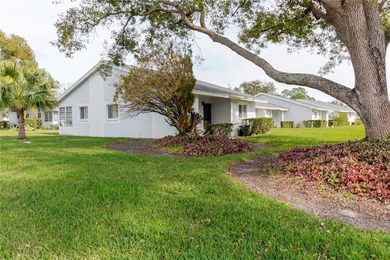 This Beautifully Decorated and Fully Updated 2 Bedroom 2 Bath on Beacon Woods Golf Club in Florida - for sale on GolfHomes.com, golf home, golf lot